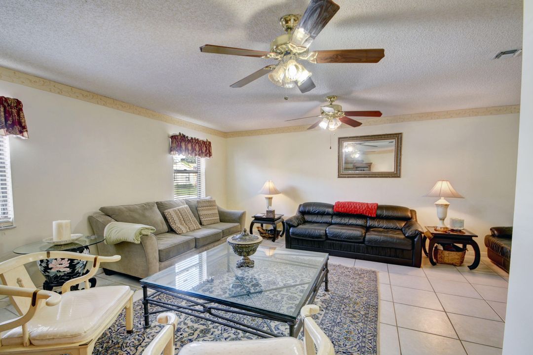 Active With Contract: $420,000 (3 beds, 2 baths, 1572 Square Feet)