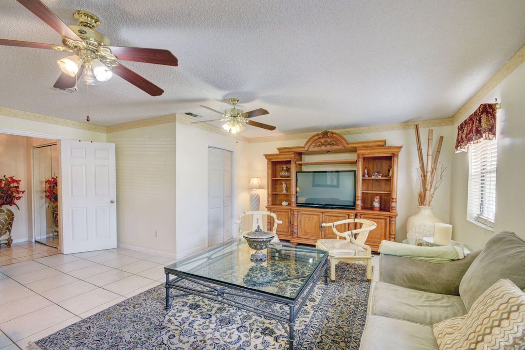 Active With Contract: $420,000 (3 beds, 2 baths, 1572 Square Feet)