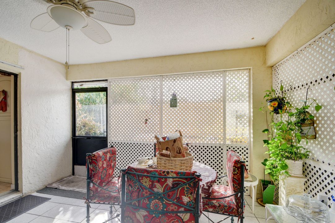 Active With Contract: $420,000 (3 beds, 2 baths, 1572 Square Feet)