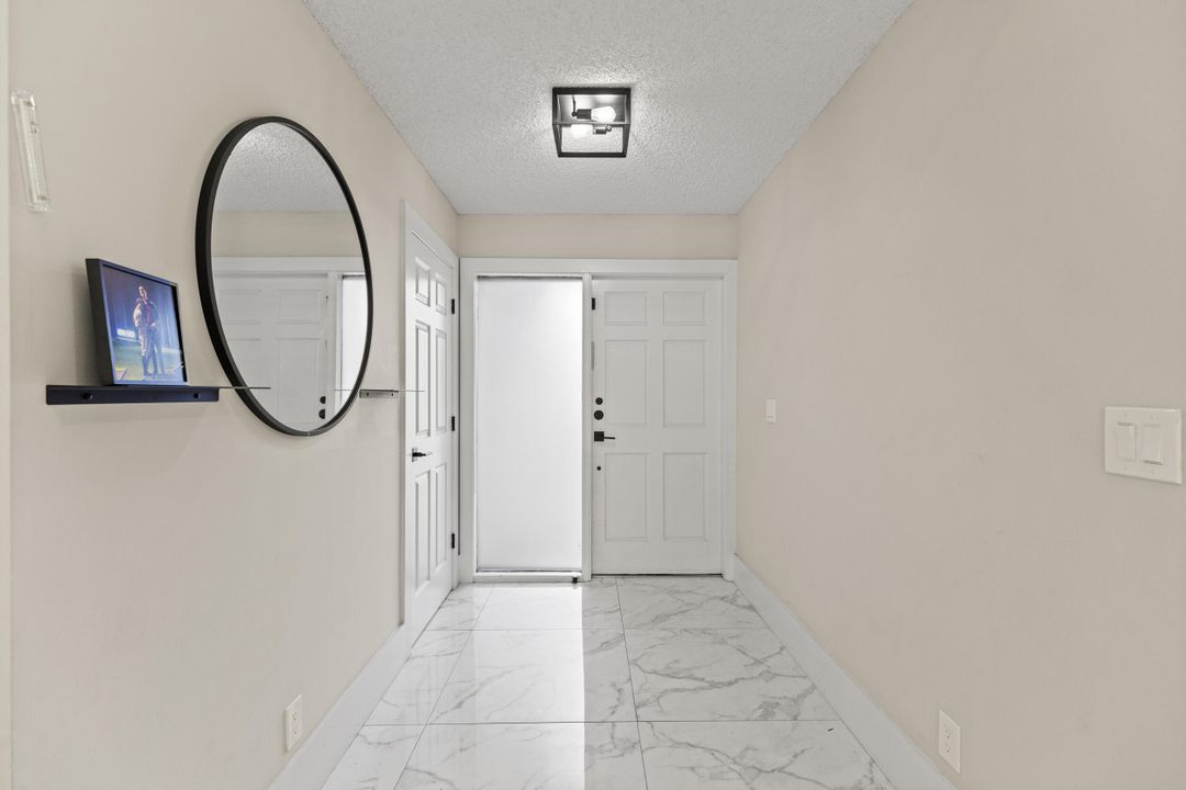 For Sale: $739,000 (3 beds, 3 baths, 1750 Square Feet)