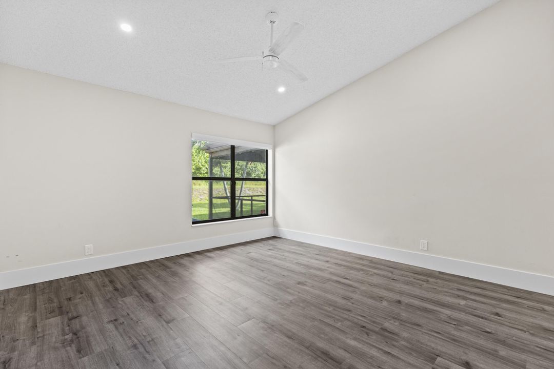 For Sale: $739,000 (3 beds, 3 baths, 1750 Square Feet)