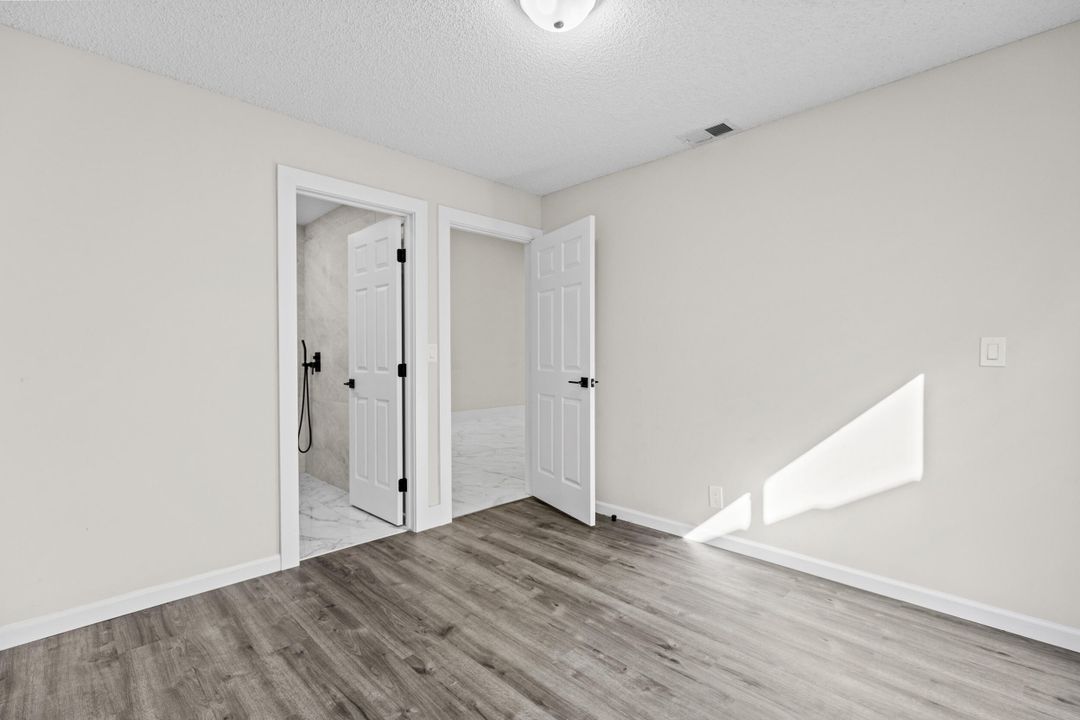 For Sale: $739,000 (3 beds, 3 baths, 1750 Square Feet)