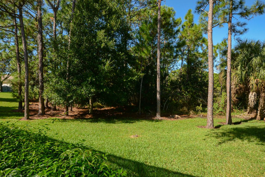 Active With Contract: $2,400 (2 beds, 2 baths, 1751 Square Feet)