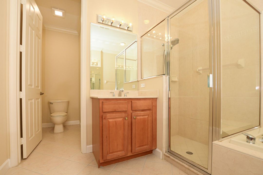 Active With Contract: $2,400 (2 beds, 2 baths, 1751 Square Feet)