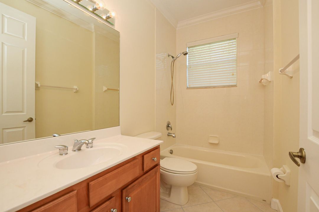 Active With Contract: $2,400 (2 beds, 2 baths, 1751 Square Feet)