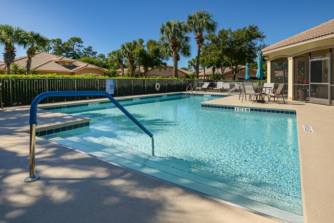 Active With Contract: $2,400 (2 beds, 2 baths, 1751 Square Feet)