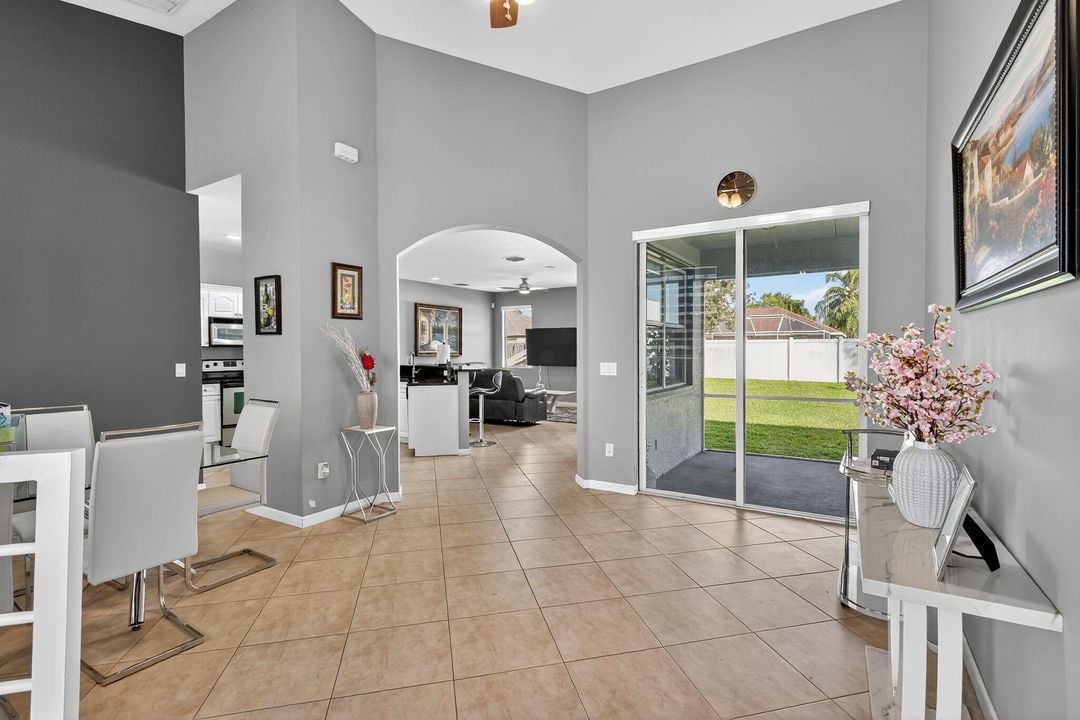 For Sale: $415,000 (3 beds, 2 baths, 1820 Square Feet)