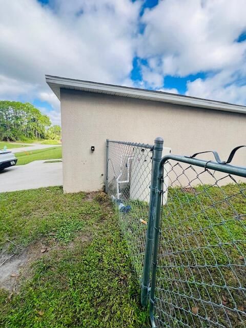 待售: $237,999 (3 贝兹, 2 浴室, 1257 平方英尺)