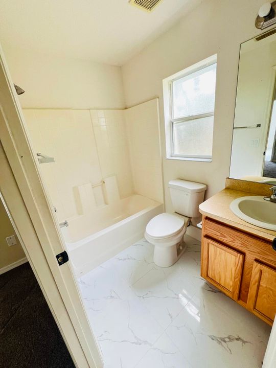 待售: $237,999 (3 贝兹, 2 浴室, 1257 平方英尺)