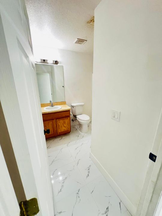 待售: $237,999 (3 贝兹, 2 浴室, 1257 平方英尺)