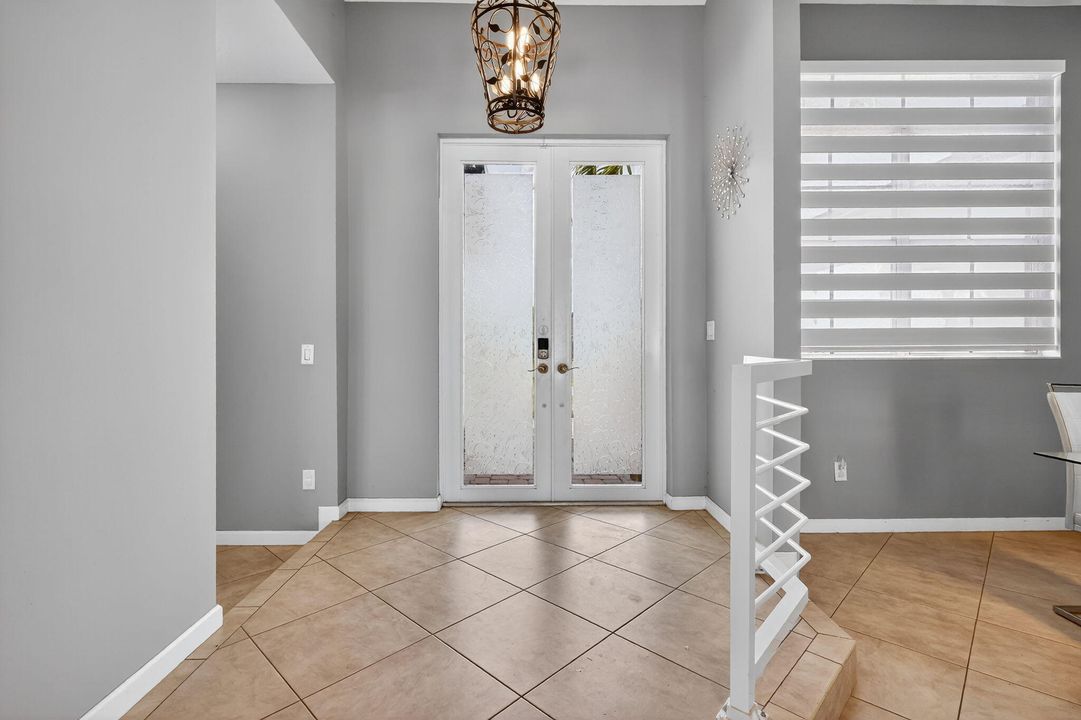 For Sale: $415,000 (3 beds, 2 baths, 1820 Square Feet)