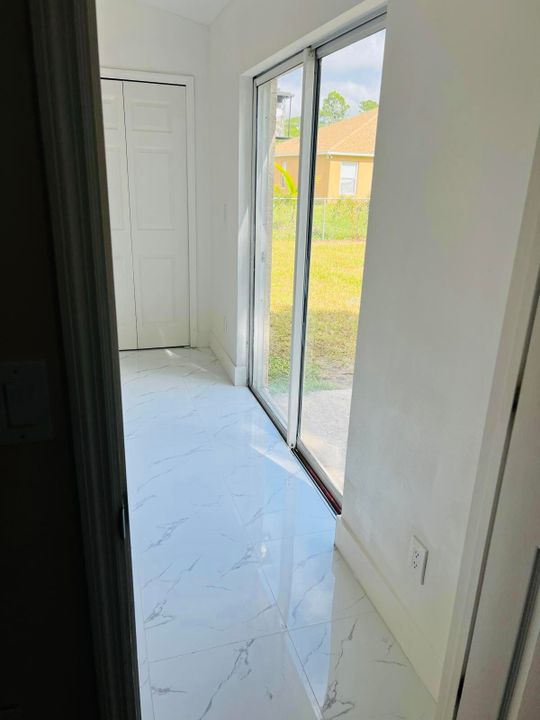 待售: $237,999 (3 贝兹, 2 浴室, 1257 平方英尺)