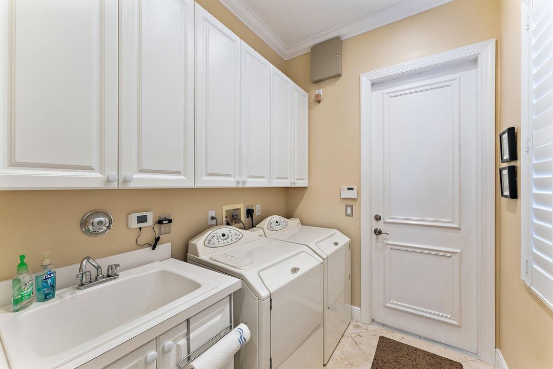 待售: $2,495,000 (4 贝兹, 4 浴室, 3219 平方英尺)