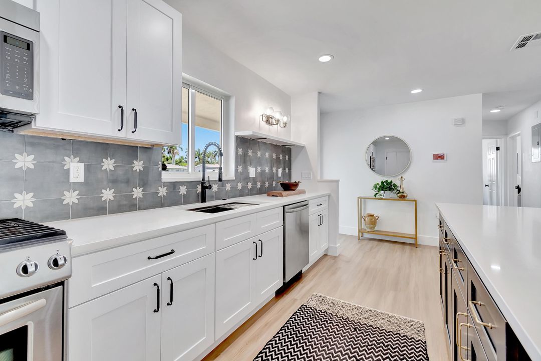 For Sale: $699,990 (4 beds, 2 baths, 1444 Square Feet)