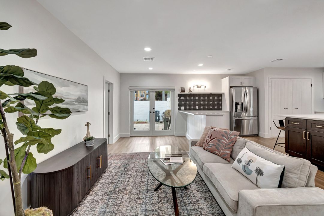 For Sale: $699,990 (4 beds, 2 baths, 1444 Square Feet)