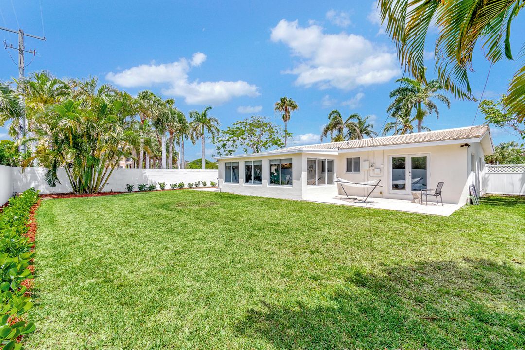 For Sale: $699,990 (4 beds, 2 baths, 1444 Square Feet)