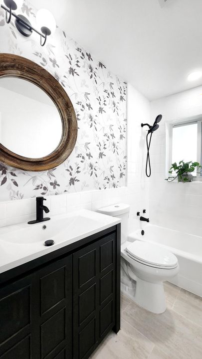 For Sale: $699,990 (4 beds, 2 baths, 1444 Square Feet)