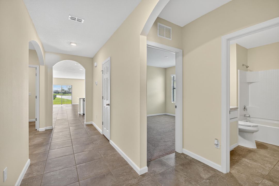 En Renta: $2,650 (4 camas, 2 baños, 1934 Pies cuadrados)