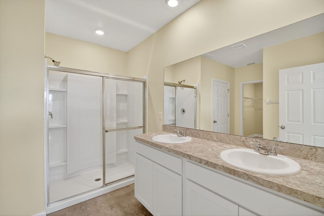 En Renta: $2,650 (4 camas, 2 baños, 1934 Pies cuadrados)