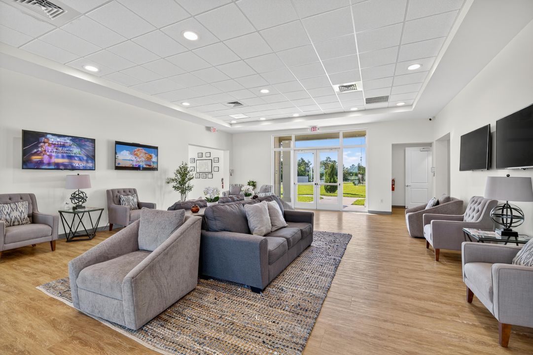 En Renta: $2,650 (4 camas, 2 baños, 1934 Pies cuadrados)