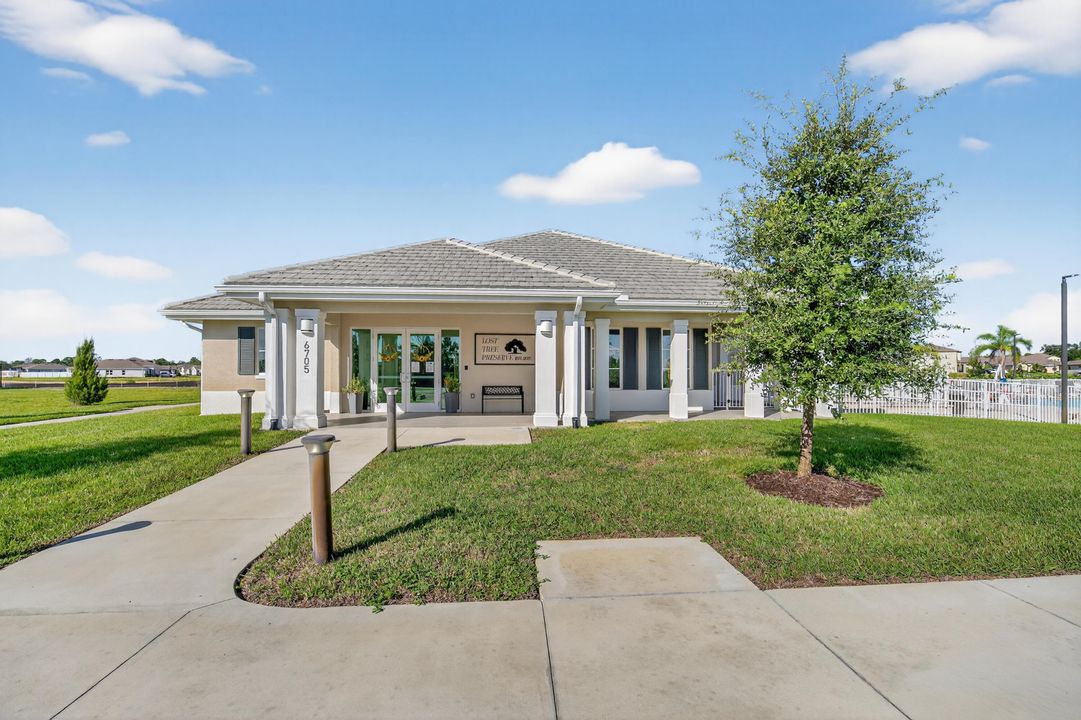 En Renta: $2,650 (4 camas, 2 baños, 1934 Pies cuadrados)