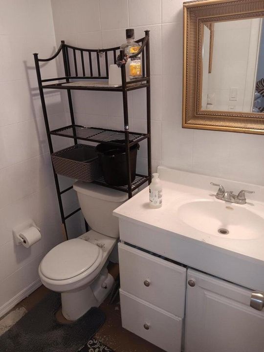 For Sale: $163,000 (1 beds, 1 baths, 850 Square Feet)