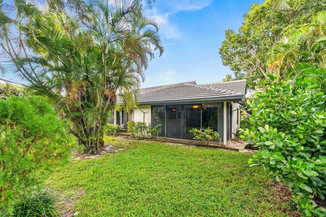 For Sale: $280,000 (3 beds, 2 baths, 1600 Square Feet)