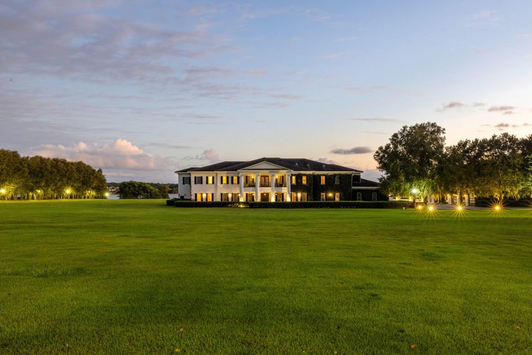 For Sale: $19,995,000 (6 beds, 12 baths, 20865 Square Feet)