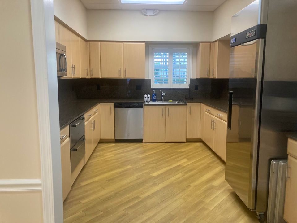 En Venta: $149,900 (1 camas, 1 baños, 946 Pies cuadrados)