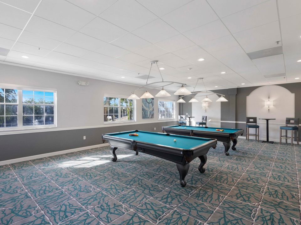 For Sale: $399,900 (3 beds, 2 baths, 1679 Square Feet)