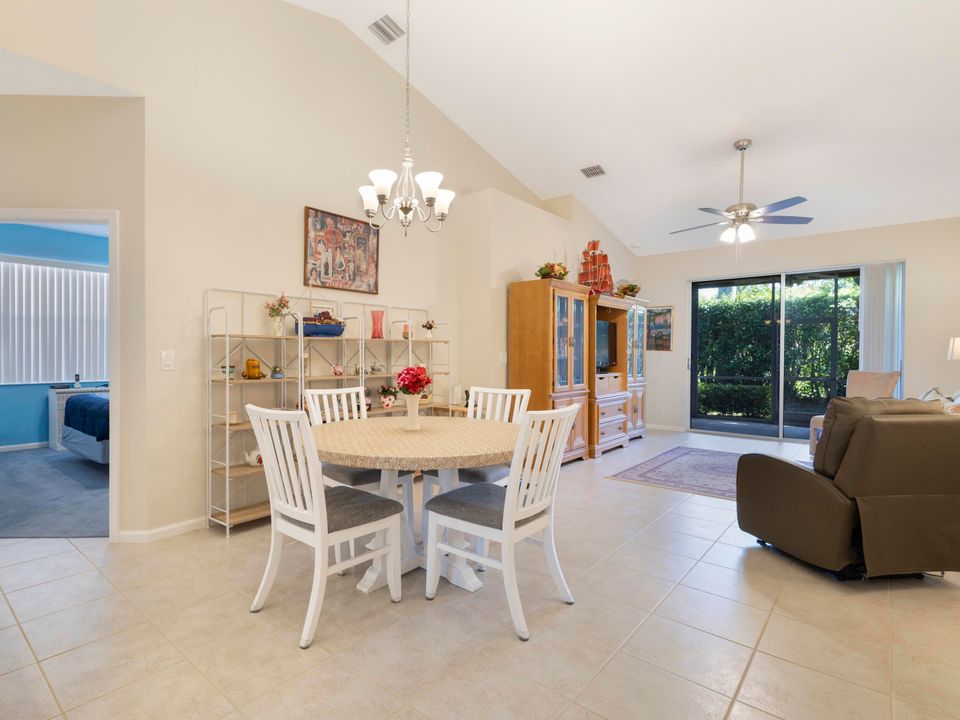 For Sale: $399,900 (3 beds, 2 baths, 1679 Square Feet)