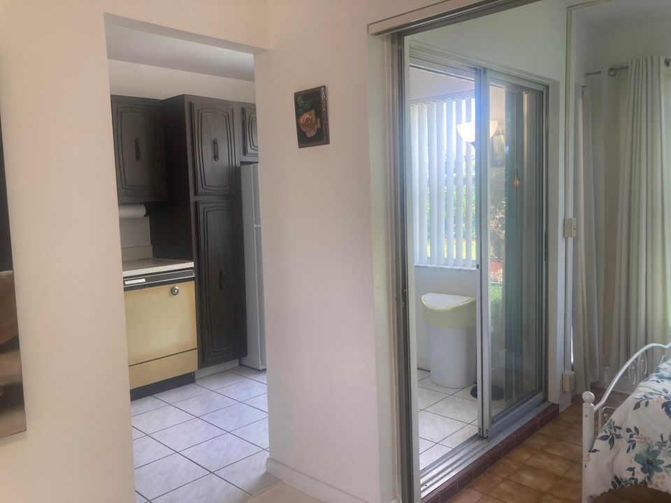 En Venta: $149,900 (1 camas, 1 baños, 946 Pies cuadrados)