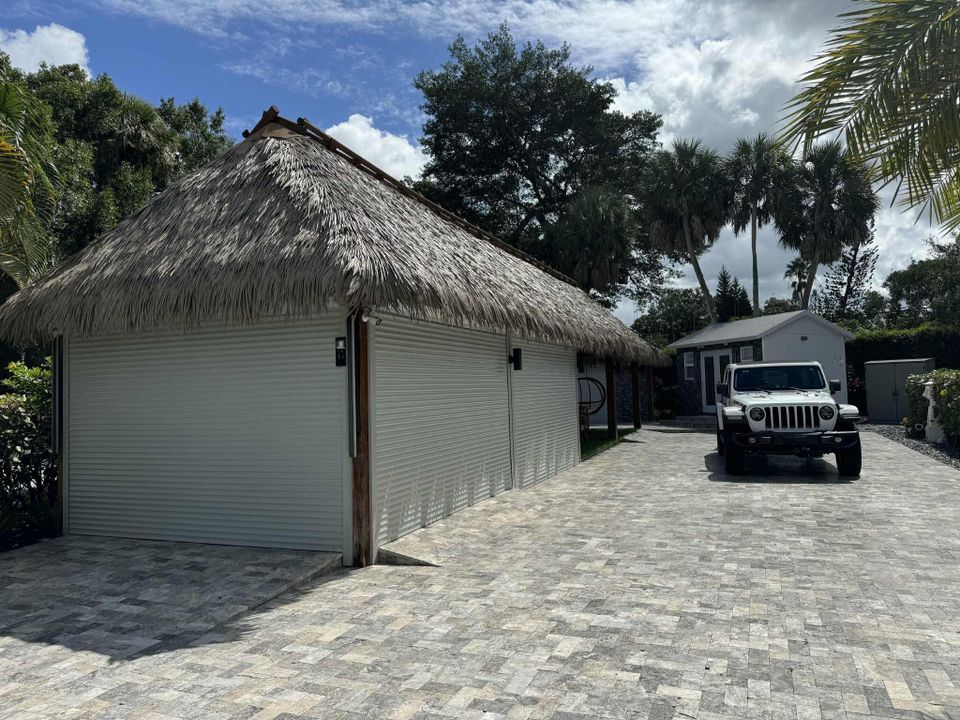 待售: $749,000 (1 贝兹, 1 浴室, 200 平方英尺)