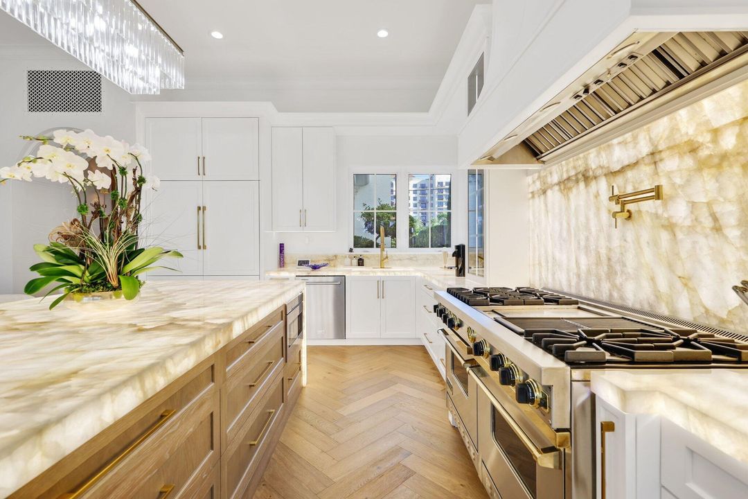 For Sale: $3,999,918 (4 beds, 4 baths, 3406 Square Feet)