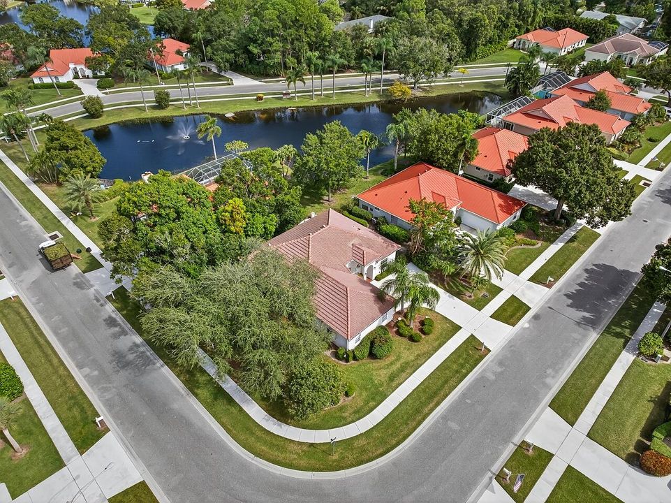 Activo con contrato: $334,900 (3 camas, 2 baños, 1928 Pies cuadrados)