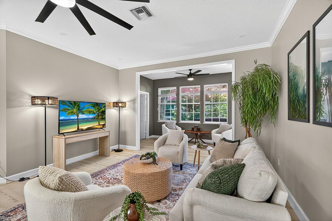 Activo con contrato: $334,900 (3 camas, 2 baños, 1928 Pies cuadrados)