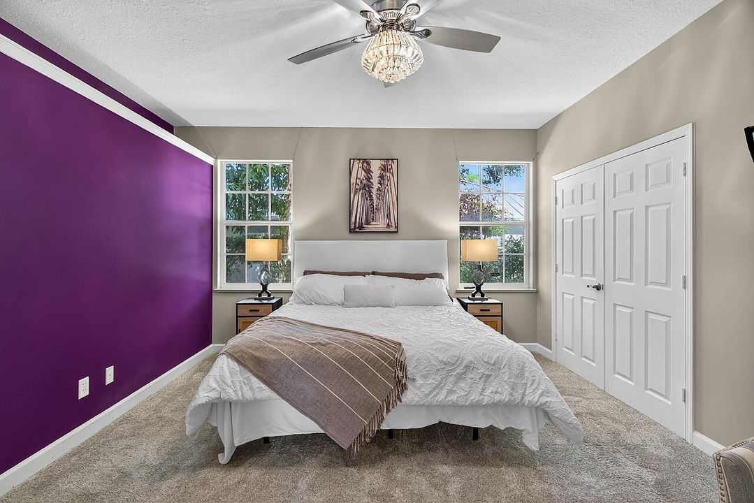 Activo con contrato: $334,900 (3 camas, 2 baños, 1928 Pies cuadrados)