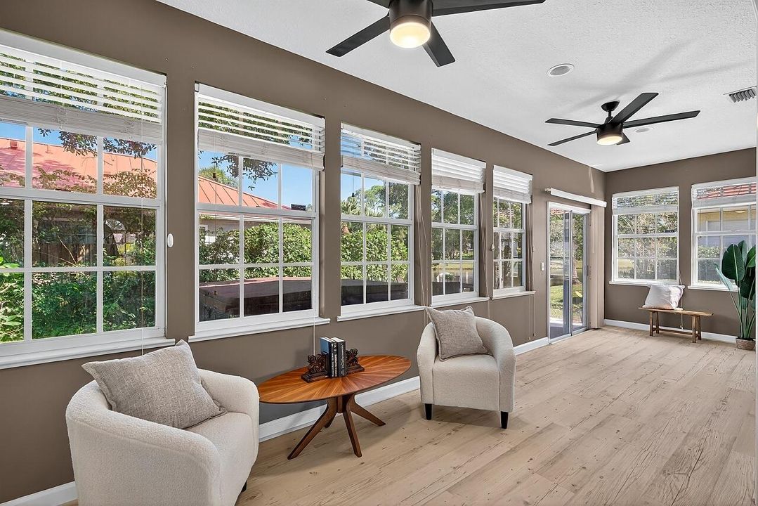 Activo con contrato: $334,900 (3 camas, 2 baños, 1928 Pies cuadrados)