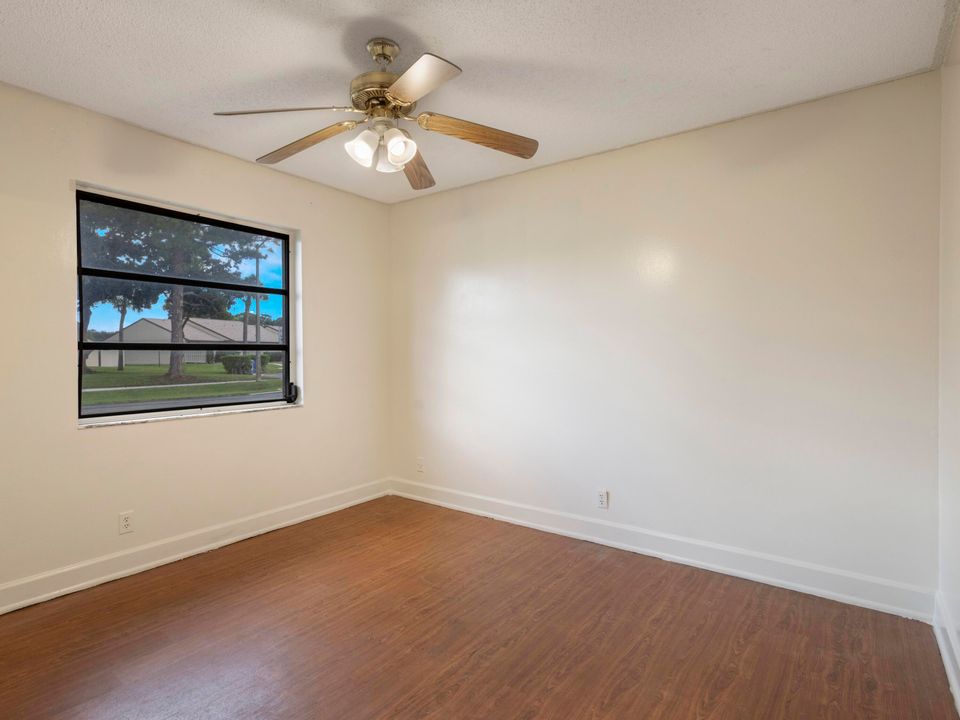 For Rent: $2,500 (3 beds, 2 baths, 1351 Square Feet)