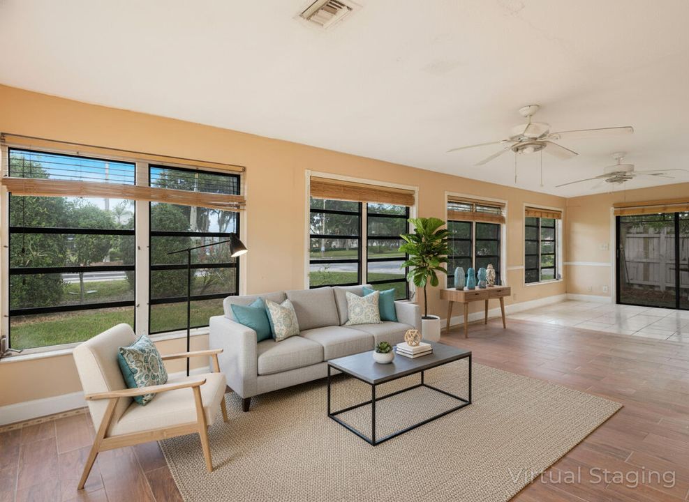 For Rent: $2,500 (3 beds, 2 baths, 1351 Square Feet)