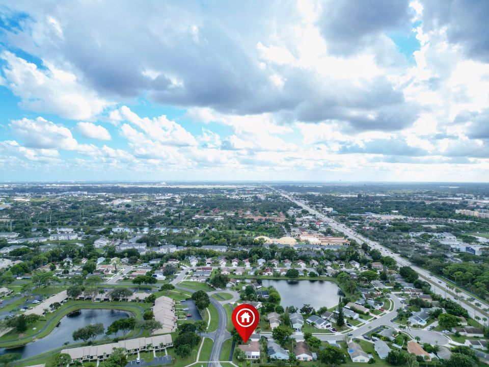 For Rent: $2,500 (3 beds, 2 baths, 1351 Square Feet)