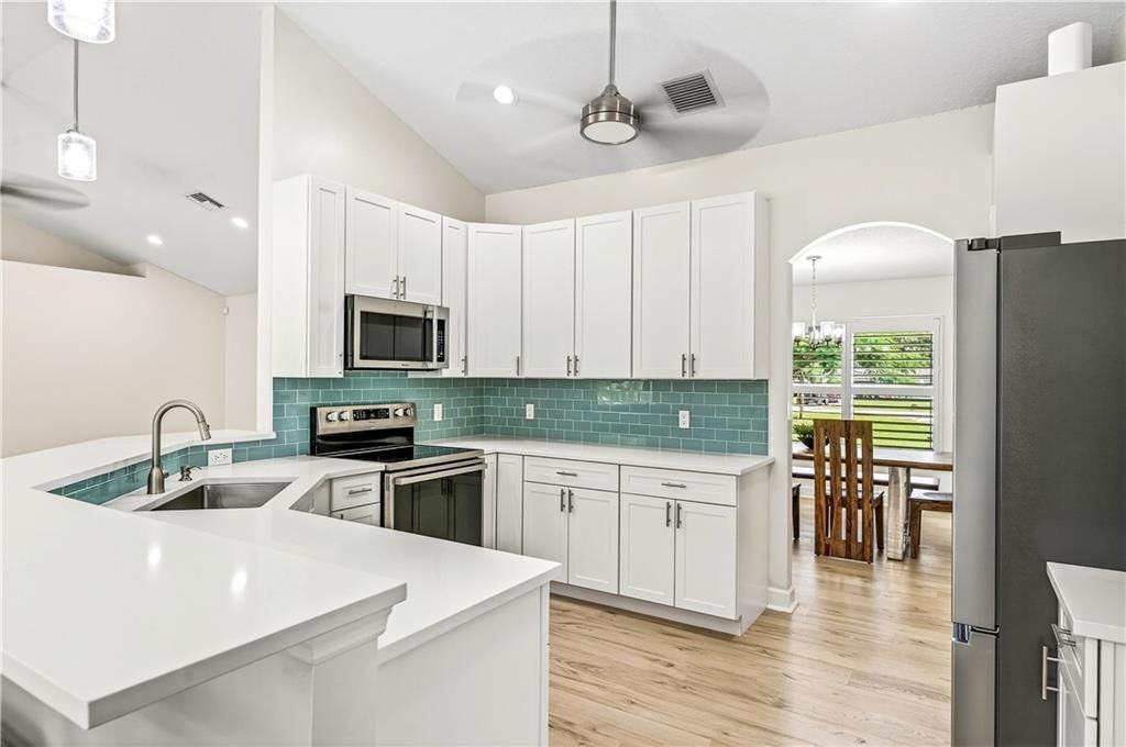 Active With Contract: $699,000 (4 beds, 3 baths, 2134 Square Feet)