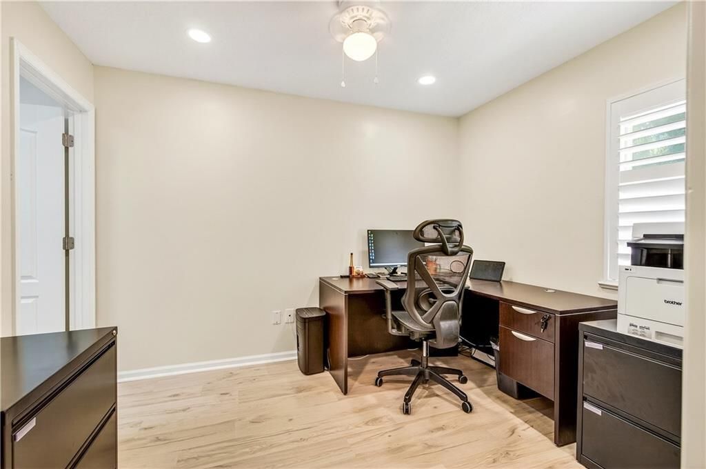 Active With Contract: $699,000 (4 beds, 3 baths, 2134 Square Feet)