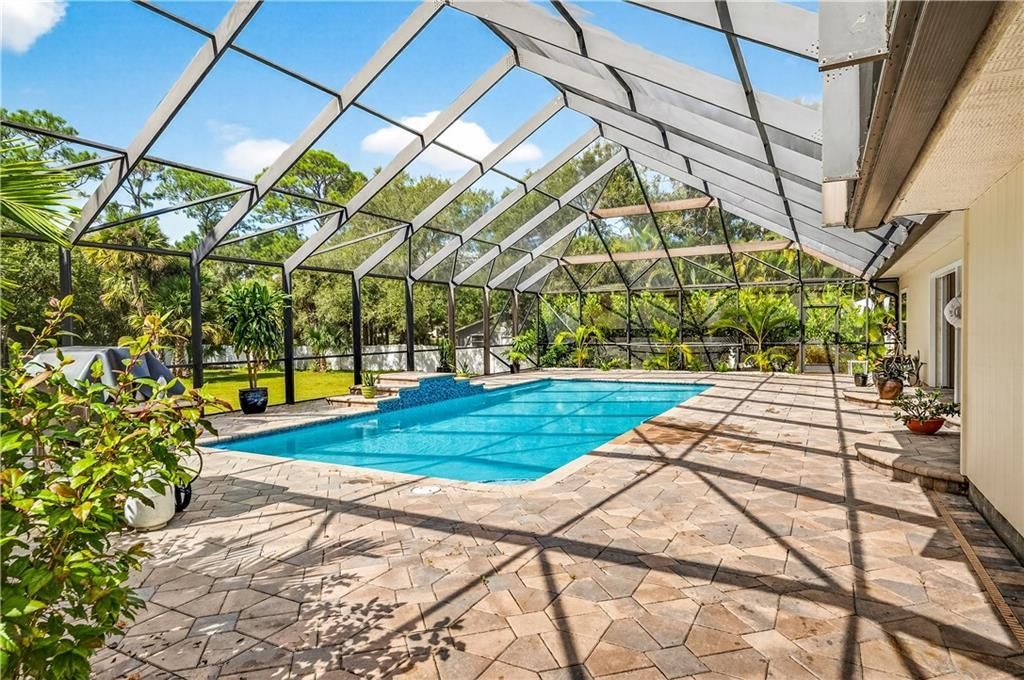 Active With Contract: $699,000 (4 beds, 3 baths, 2134 Square Feet)