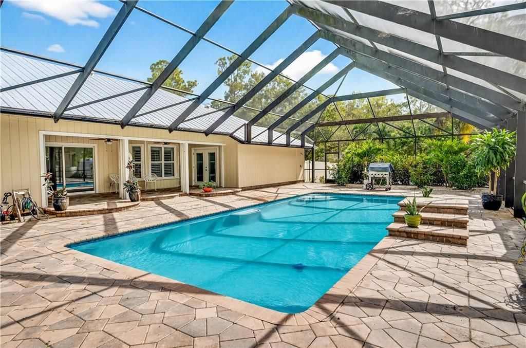 Active With Contract: $699,000 (4 beds, 3 baths, 2134 Square Feet)