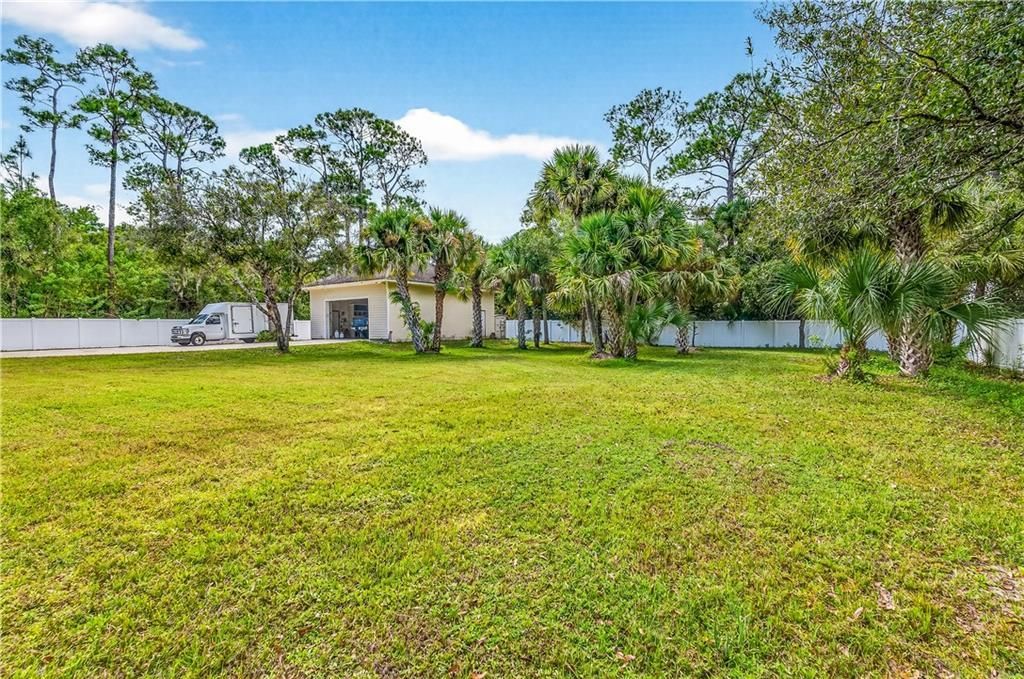 Active With Contract: $699,000 (4 beds, 3 baths, 2134 Square Feet)