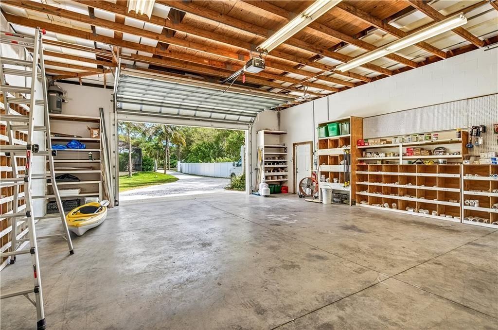 Active With Contract: $699,000 (4 beds, 3 baths, 2134 Square Feet)