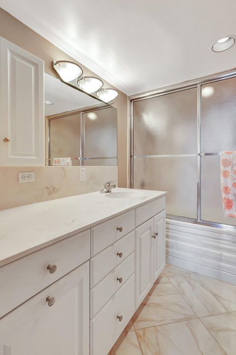 待售: $495,000 (2 贝兹, 2 浴室, 1310 平方英尺)