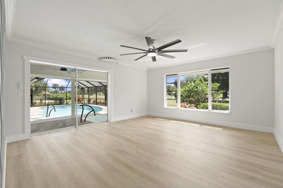 Activo con contrato: $895,000 (3 camas, 2 baños, 2363 Pies cuadrados)