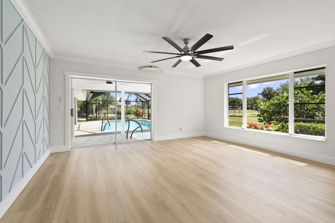 Activo con contrato: $895,000 (3 camas, 2 baños, 2363 Pies cuadrados)